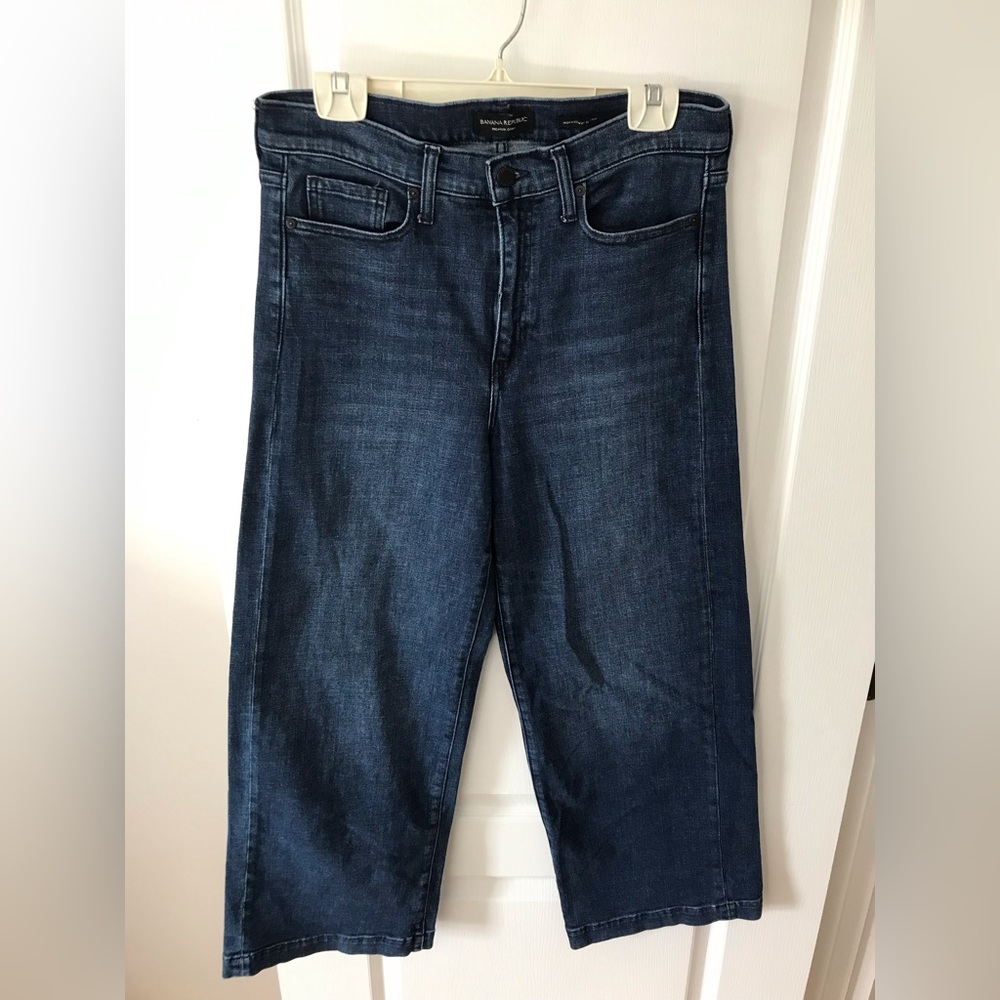 Banana Republic high rise wide leg copped denim jeans